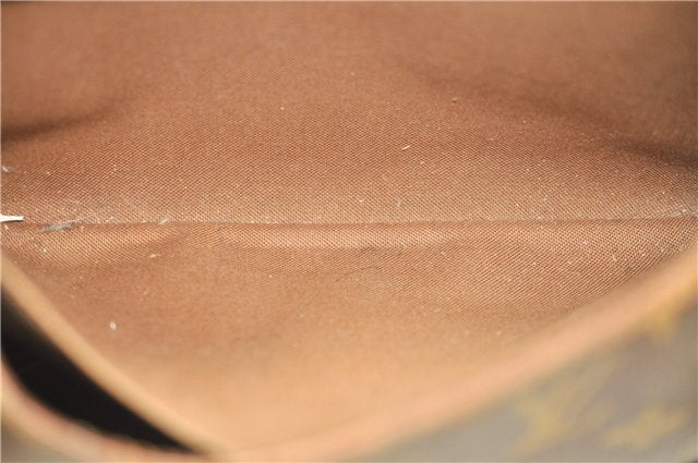 Auth Louis Vuitton Monogram Saumur 30 Shoulder Cross Body Bag M42256 LV 4882D