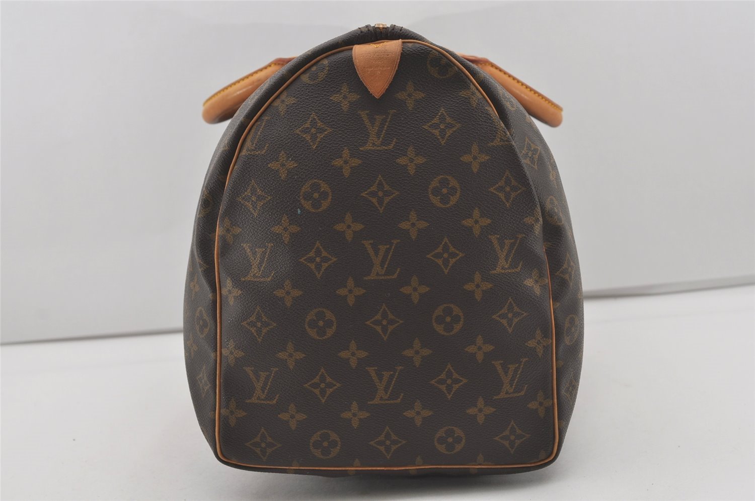 Authentic Louis Vuitton Monogram Keepall 50 Travel Boston Bag M41426 LV 4887I