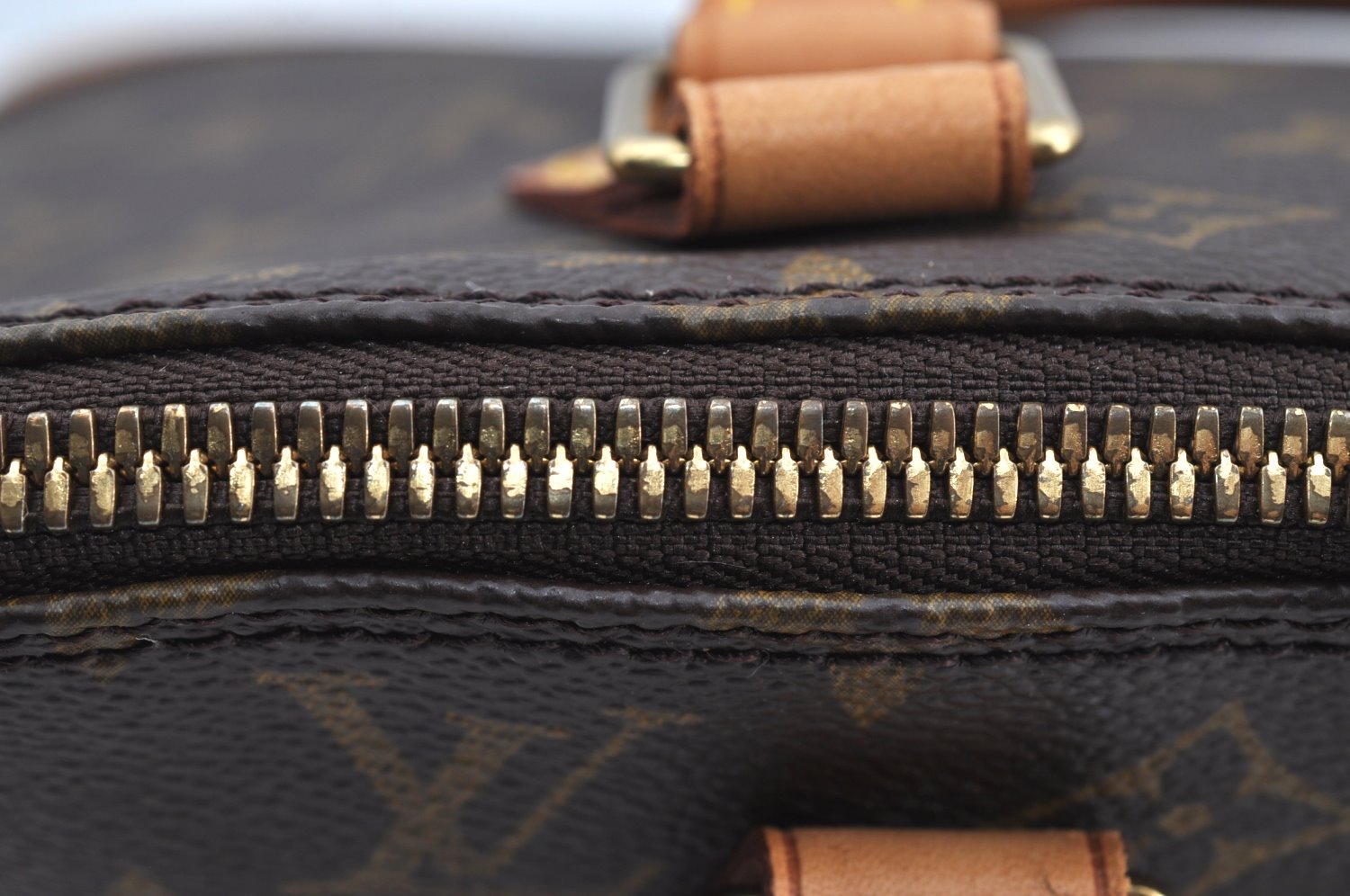 Authentic Louis Vuitton Monogram Alma Hand Bag Purse M51130 LV 4895F