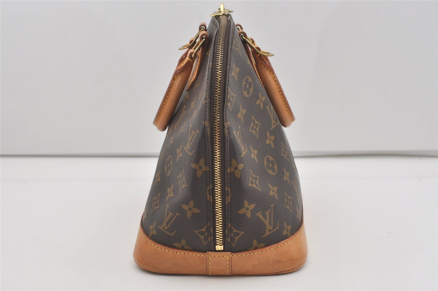 Authentic Louis Vuitton Monogram Alma Hand Bag Purse M51130 LV 4897I
