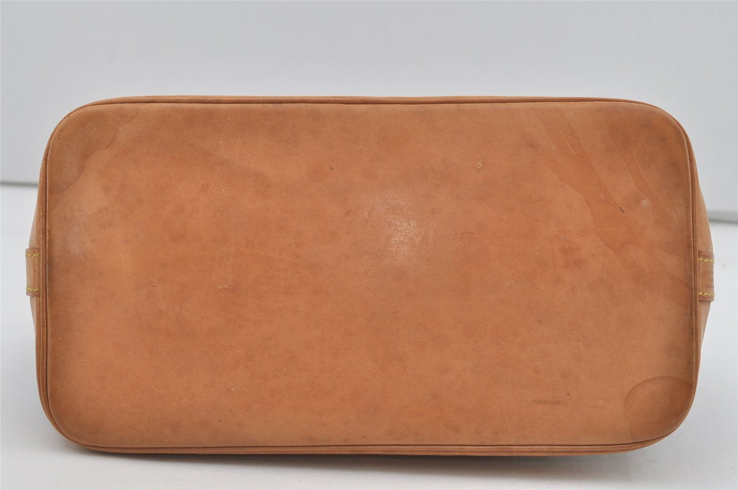 Authentic Louis Vuitton Monogram Alma Hand Bag Purse M51130 LV 4897I