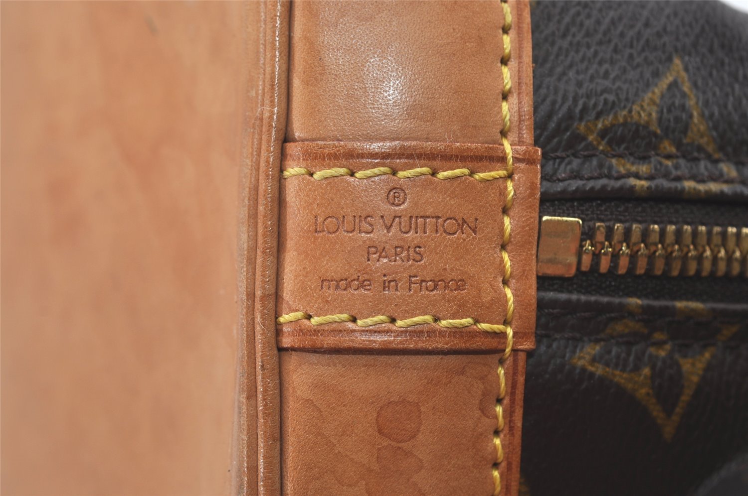 Authentic Louis Vuitton Monogram Alma Hand Bag Purse M51130 LV 4897I