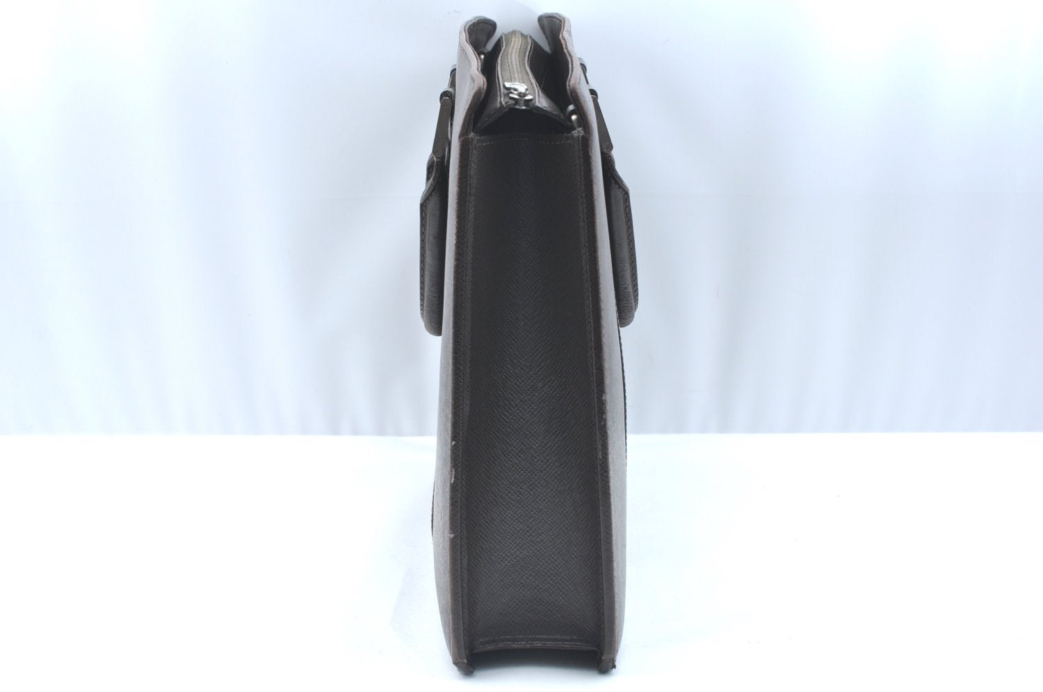 Auth Louis Vuitton Taiga Porte Documents Lozan Briefcase Brown M30058 LV 4902G