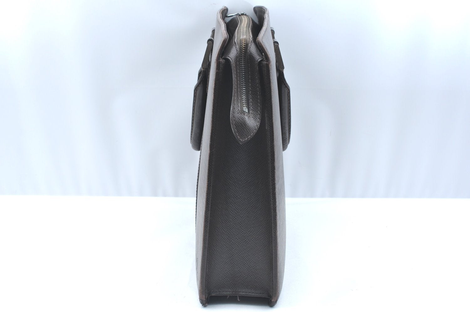 Auth Louis Vuitton Taiga Porte Documents Lozan Briefcase Brown M30058 LV 4902G