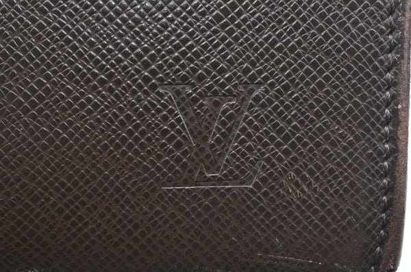 Auth Louis Vuitton Taiga Porte Documents Lozan Briefcase Brown M30058 LV 4902G