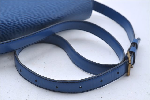 Auth Louis Vuitton Epi Saint Cloud GM Shoulder Cross Body Bag M52195 Blue 4930D