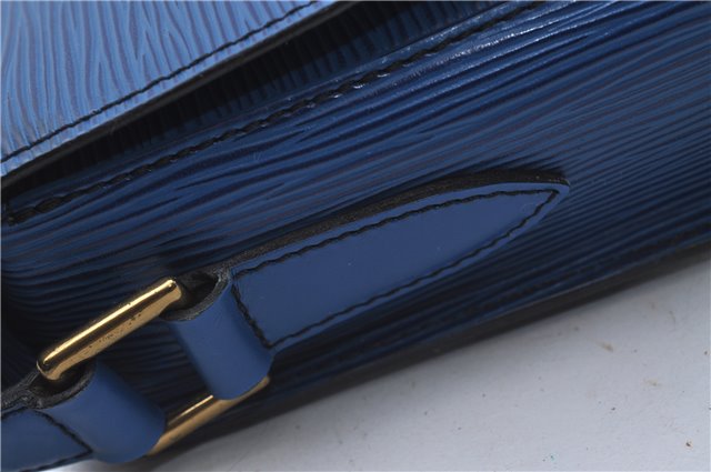 Auth Louis Vuitton Epi Saint Cloud GM Shoulder Cross Body Bag M52195 Blue 4930D