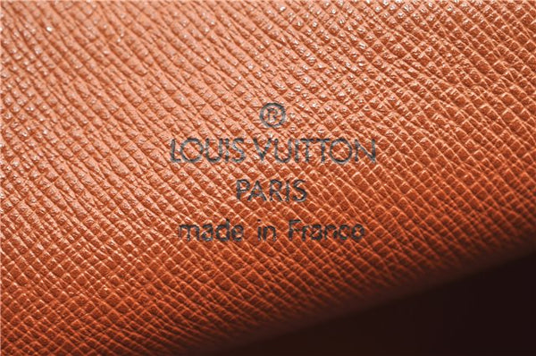 Authentic Louis Vuitton Monogram Papillon 26 Hand Bag Old Model LV 4952F