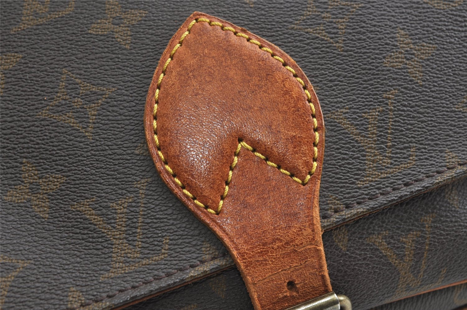 Authentic Louis Vuitton Monogram Cartouchiere GM Shoulder Bag Old Model 4977I