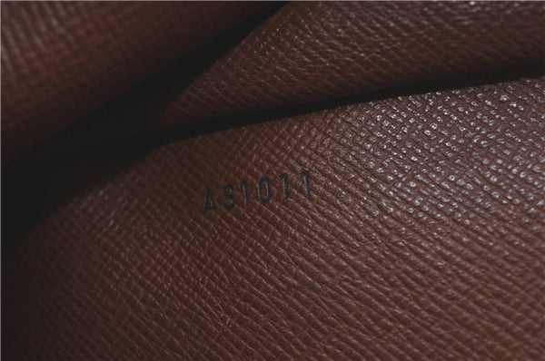 Authentic Louis Vuitton Monogram Boulogne 30 Shoulder Cross Bag M52165 LV 4982B