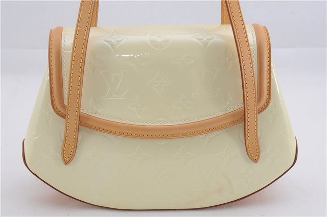 Authentic Louis Vuitton Vernis Biscayne Bay PM Shoulder Bag M91187 Ivory 4999E