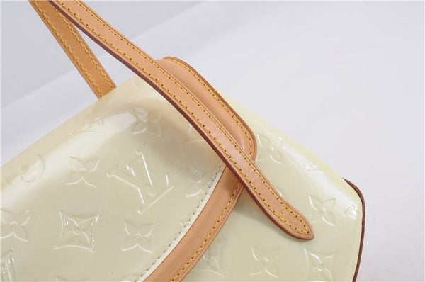 Authentic Louis Vuitton Vernis Biscayne Bay PM Shoulder Bag M91187 Ivory 4999E