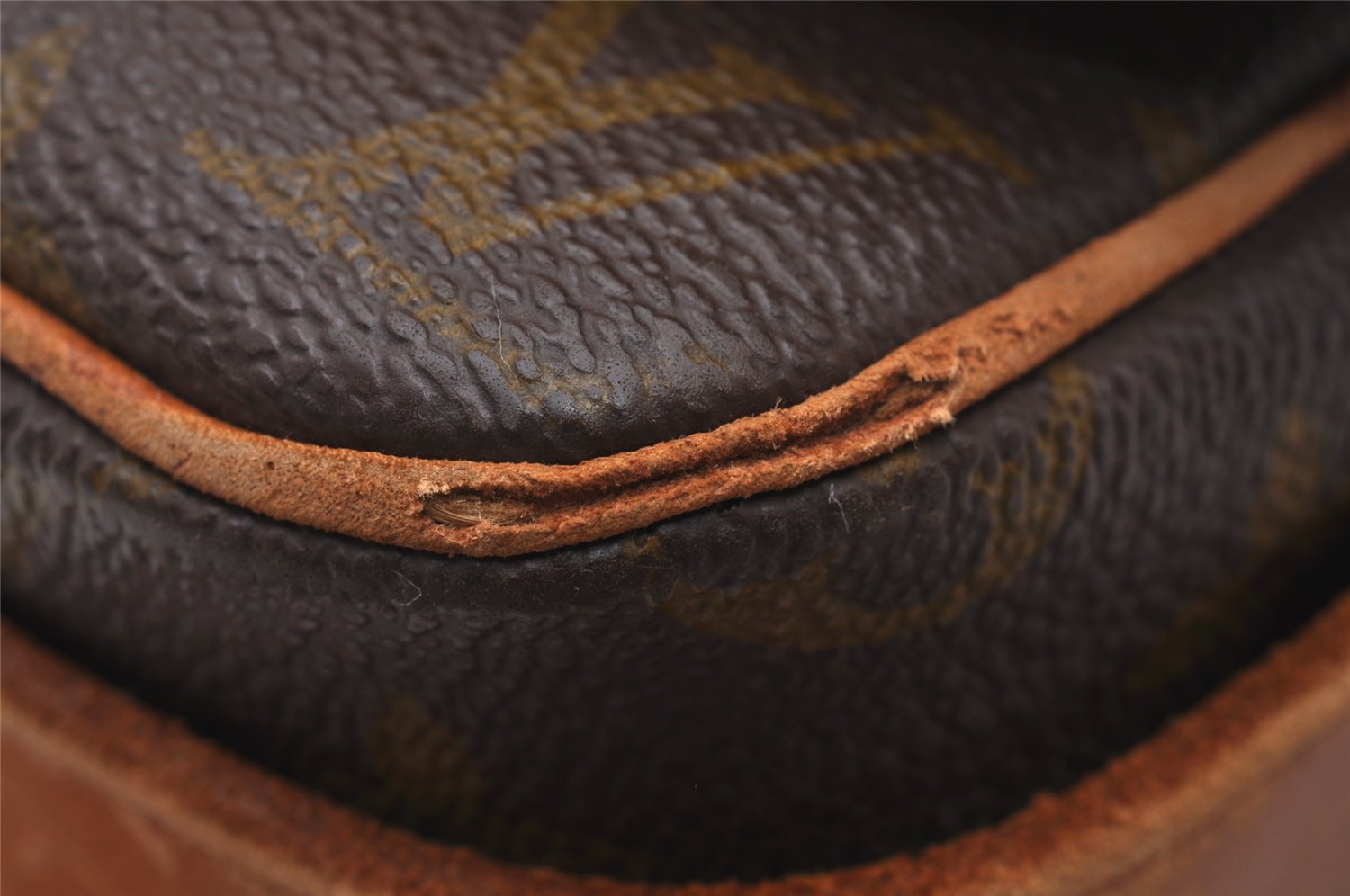 Authentic Louis Vuitton Monogram Cartouchiere GM Shoulder Bag Old Model 5008I