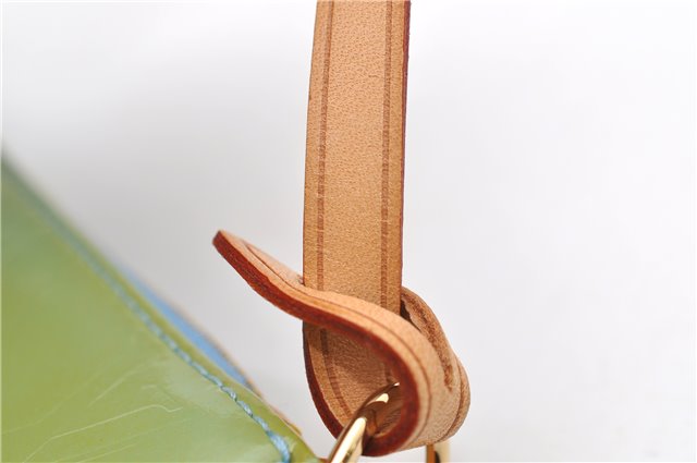 Auth Louis Vuitton Vernis Lexington Hand Bag Pouch Light Green M91011 LV 5012D