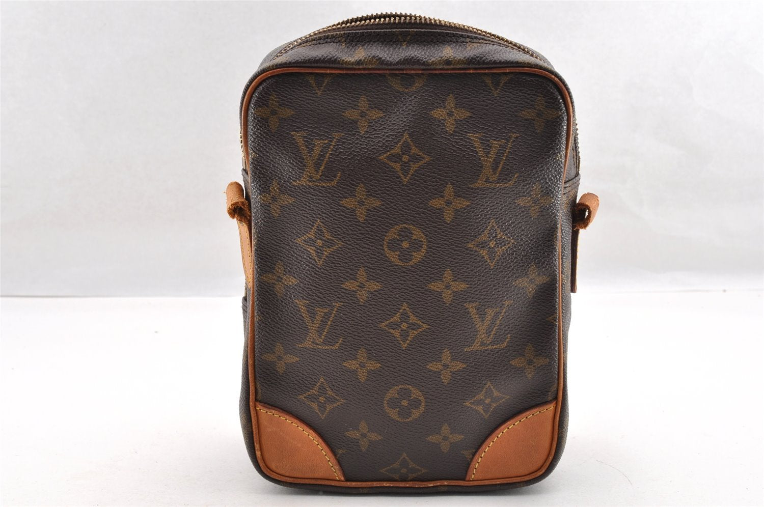 Authentic Louis Vuitton Monogram Amazone Shoulder Cross Bag M45236 LV Junk 5054I
