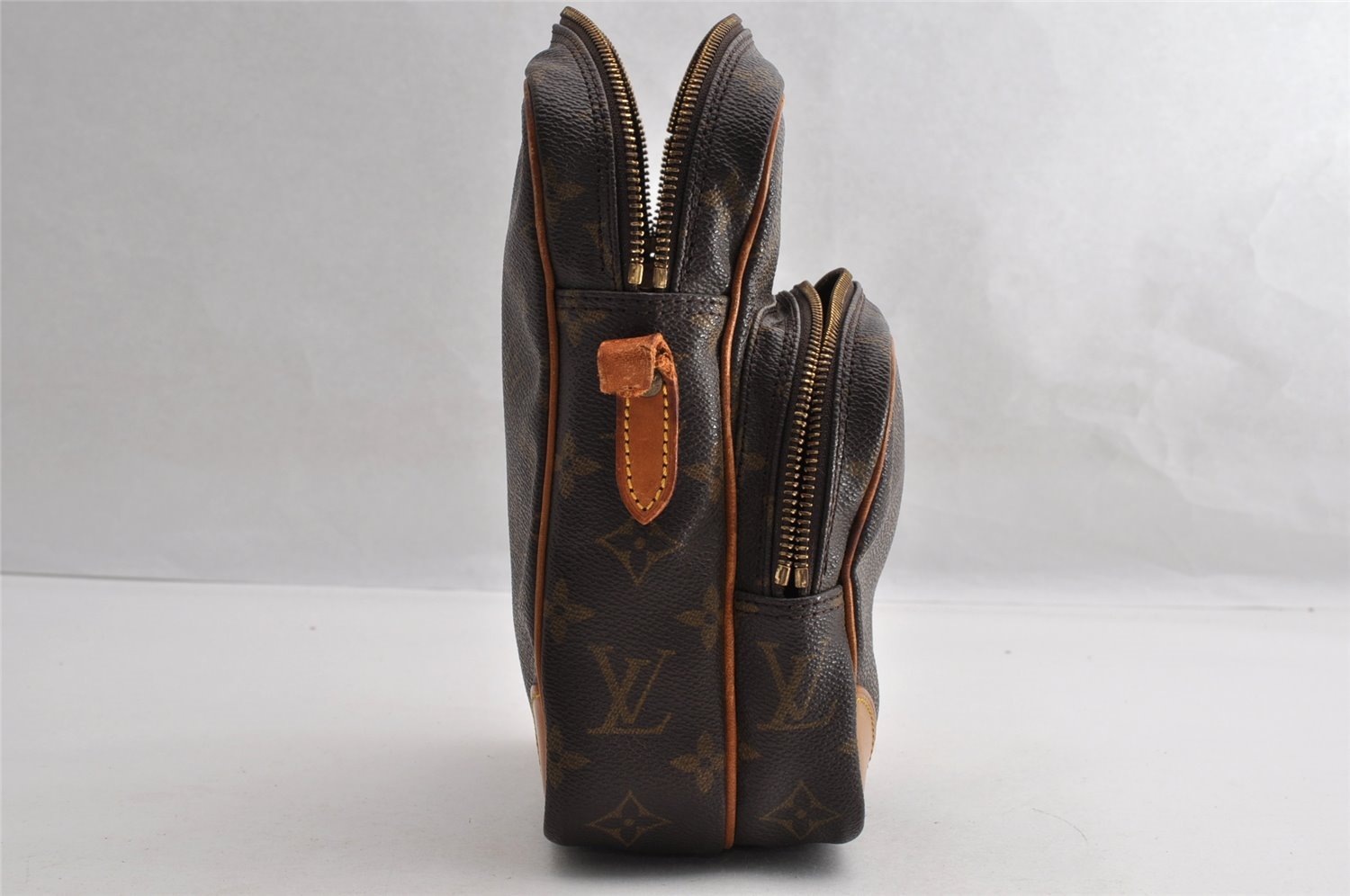 Authentic Louis Vuitton Monogram Amazone Shoulder Cross Bag M45236 LV Junk 5054I