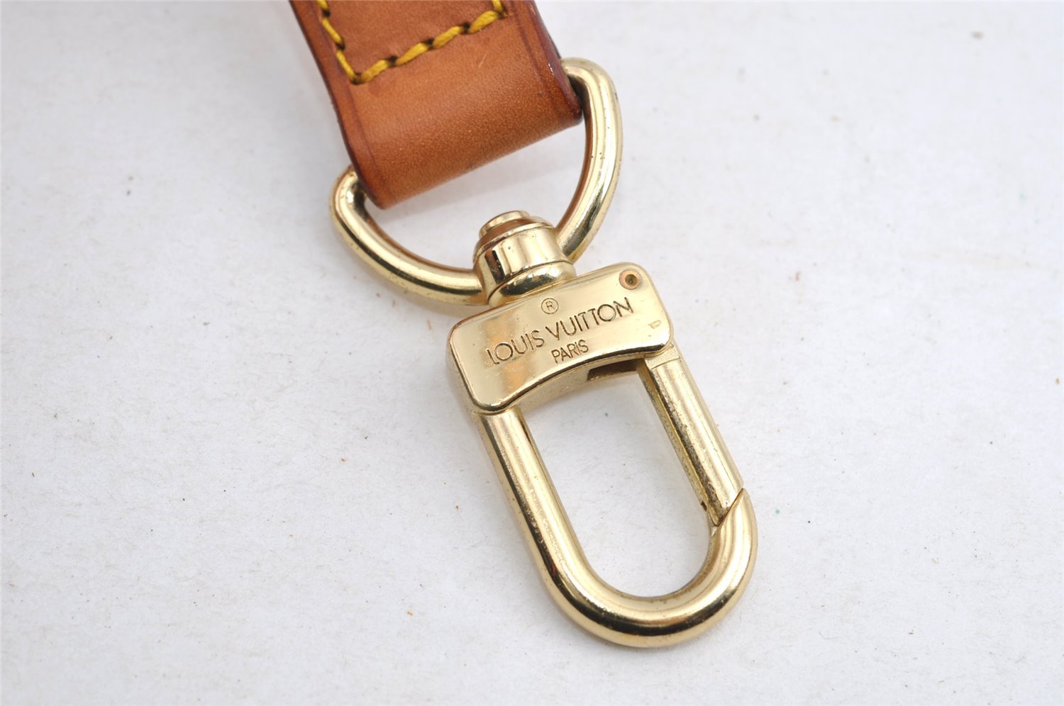 Authentic Louis Vuitton Leather Shoulder Strap Beige 35.8-42.9