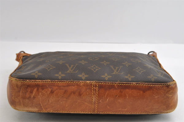 Authentic Louis Vuitton Monogram Boulogne 30 Shoulder Cross Bag Old Model 5061I