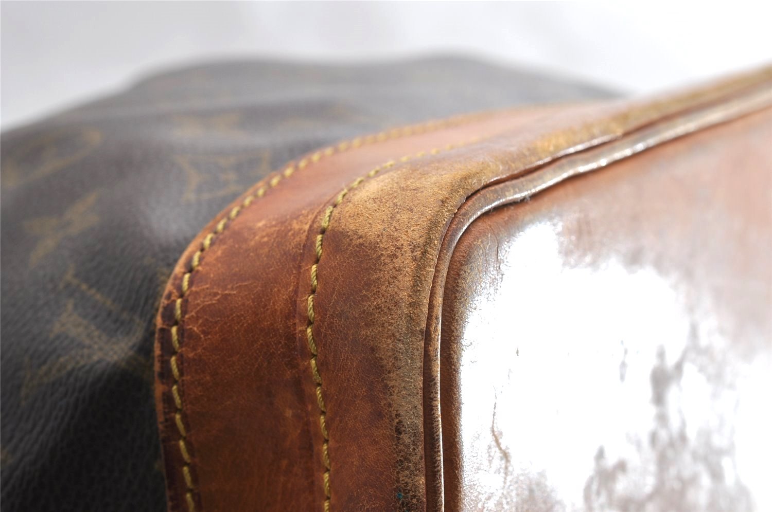 Authentic Louis Vuitton Monogram Noe Shoulder Drawstring Bag M42224 LV 5062I