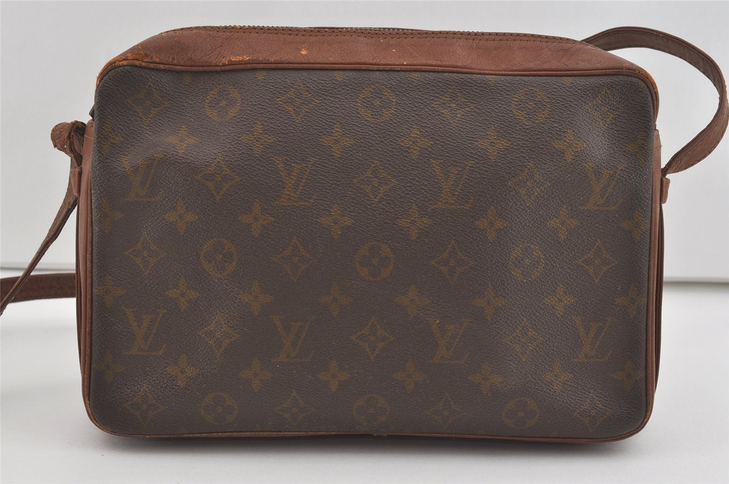 Authentic Louis Vuitton Monogram Sac Bandouliere 30 Shoulder Bag Old Model 5064I