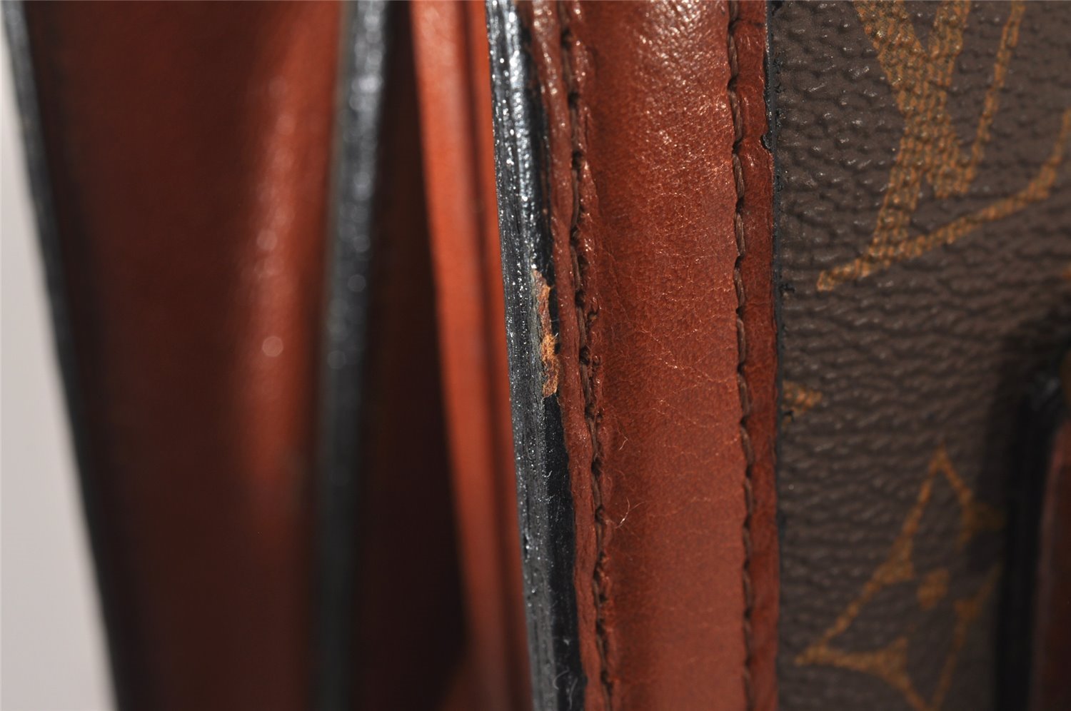 Auth Louis Vuitton Monogram Sac Bavolet Shoulder Hand Bag Old Model LV 5074I