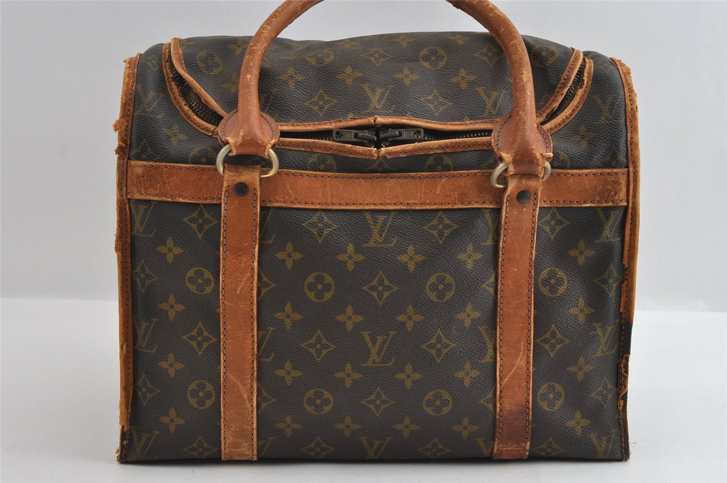 Authentic Louis Vuitton Monogram Sac Chaussures 35 Boston Bag Old Model LV 5075I