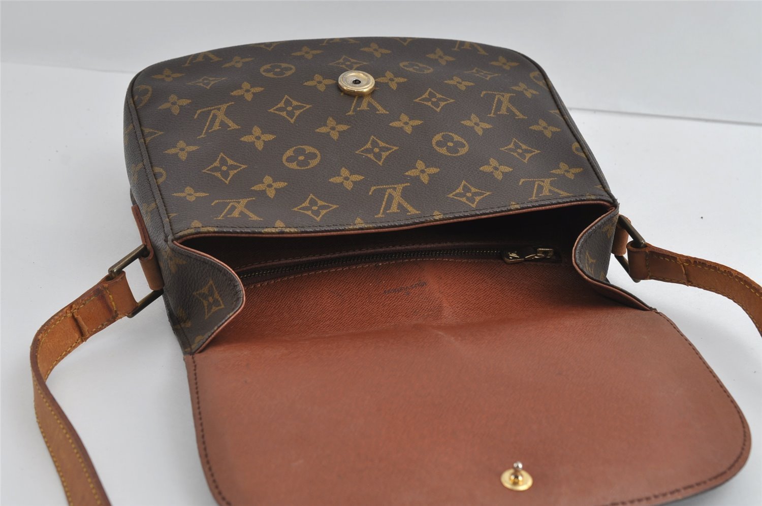 Authentic Louis Vuitton Monogram Saint Cloud GM M51242 Shoulder Cross Bag 5079I