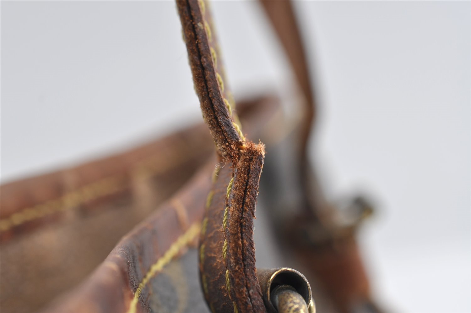 Authentic Louis Vuitton Monogram Bucket PM Shoulder Tote Bag M42238 Junk 5091I