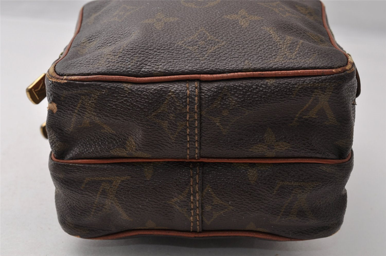 Authentic Louis Vuitton Monogram Amazone Shoulder Cross Bag Old Model Junk 5101I