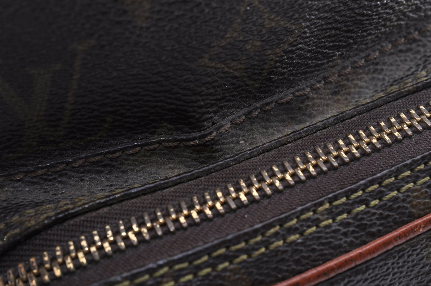 Authentic Louis Vuitton Monogram Amazone Shoulder Cross Bag Old Model Junk 5101I