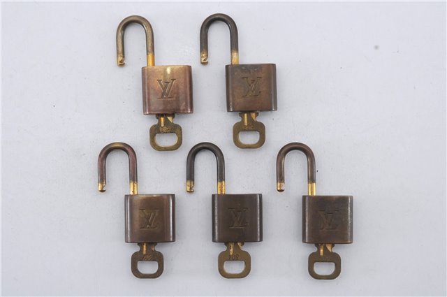 Authentic Louis Vuitton Padlock & Keys 10Set LV 5106D