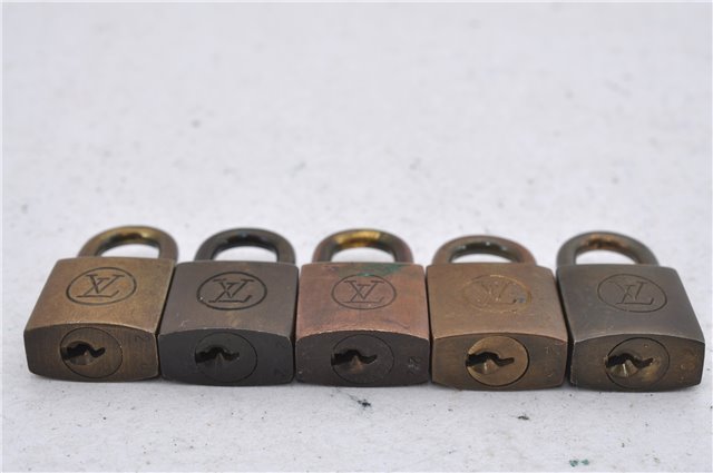 Authentic Louis Vuitton Padlock and Key 10Set Old Model LV 5109D