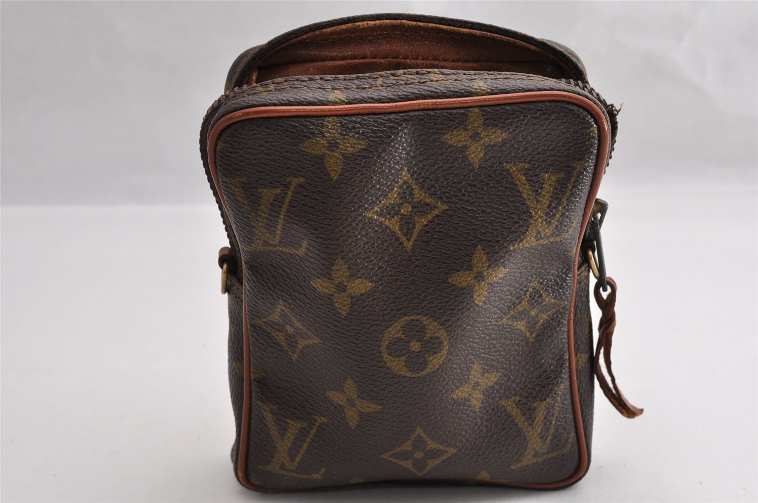 Auth Louis Vuitton Monogram Mini Poche Danube Shoulder Bag Old Model Junk 5113I