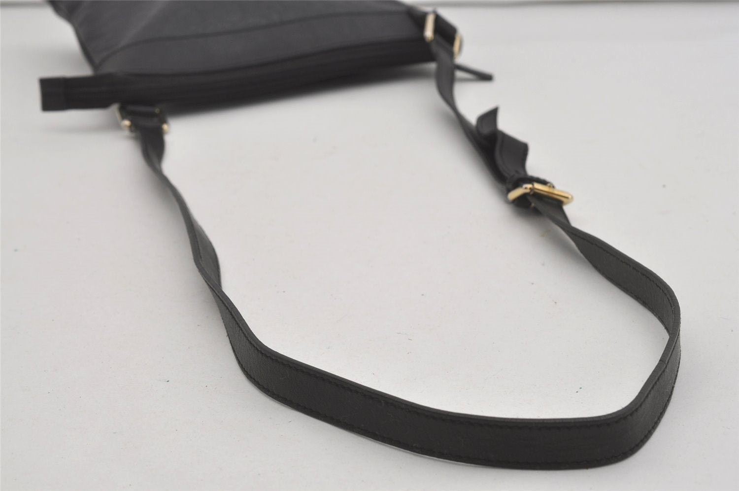 Authentic GUCCI Horsebit Motif Shoulder Crossbody Bag Leather 272396 Black 5114I