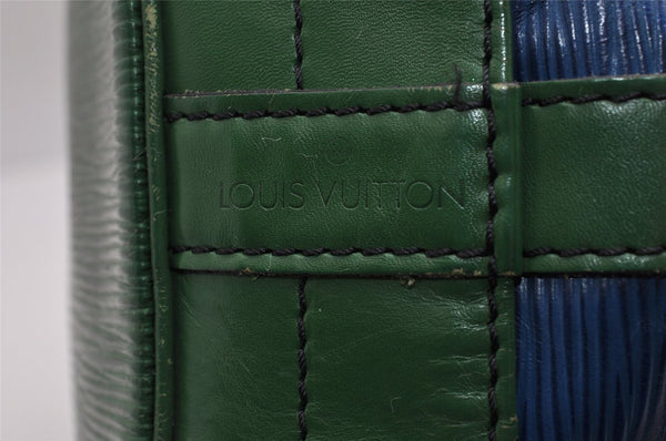 Authentic Louis Vuitton Epi Noe Bi-color Blue Green M44044 Drawstring Bag 5118I