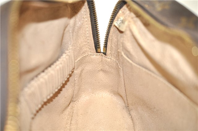 Auth Louis Vuitton Monogram Trousse Toilette 28 Clutch Hand Bag M47522 LV 5120D