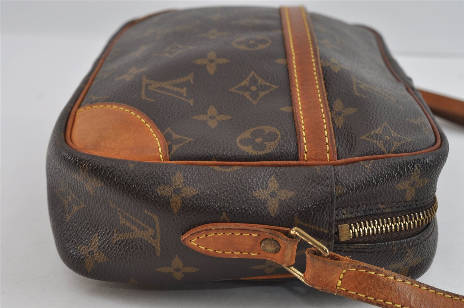 Authentic Louis Vuitton Monogram Trocadero 27 Shoulder Cross Bag M51274 LV 5123I