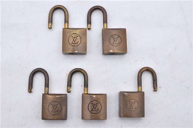 Authentic Louis Vuitton Padlock 10Set Old Model LV 5129D