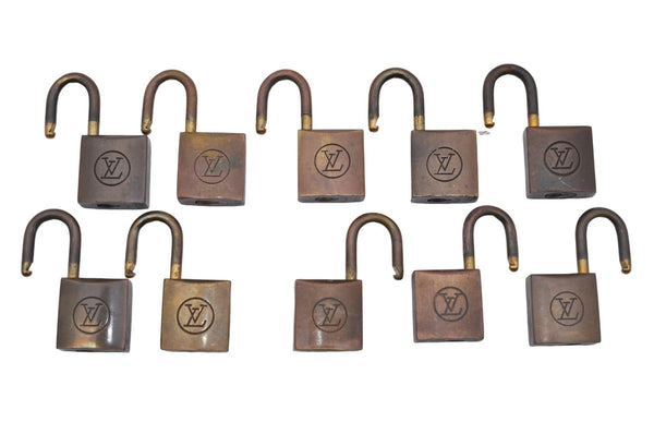 Authentic Louis Vuitton Padlock 10Set Old Model LV 5131D