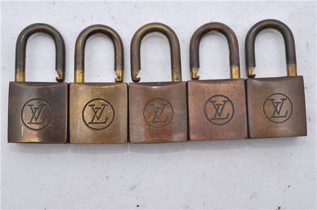 Authentic Louis Vuitton Padlock 10Set Old Model LV 5131D