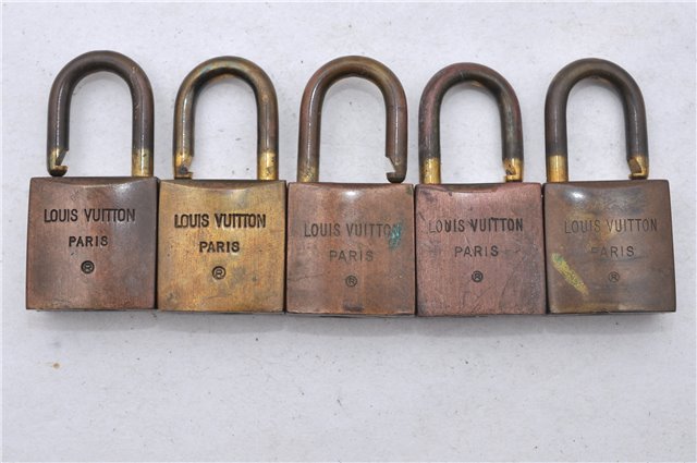 Authentic Louis Vuitton Padlock 10Set Old Model LV 5131D