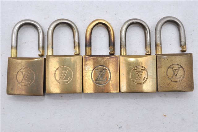 Authentic Louis Vuitton Padlock 10Set Old Model LV 5133D