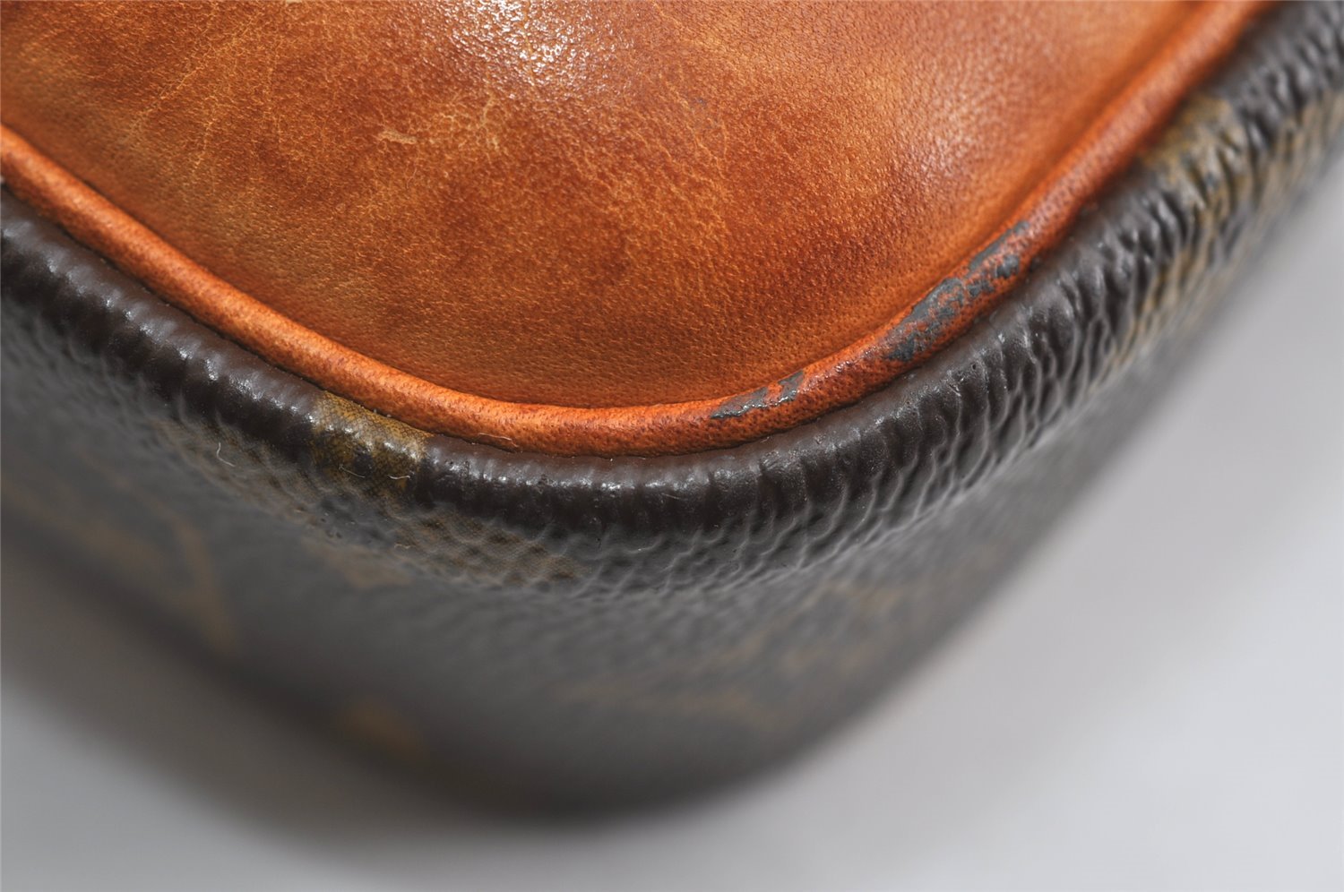 Authentic Louis Vuitton Monogram Danube Shoulder Cross Body Bag M45266 LV 5139I