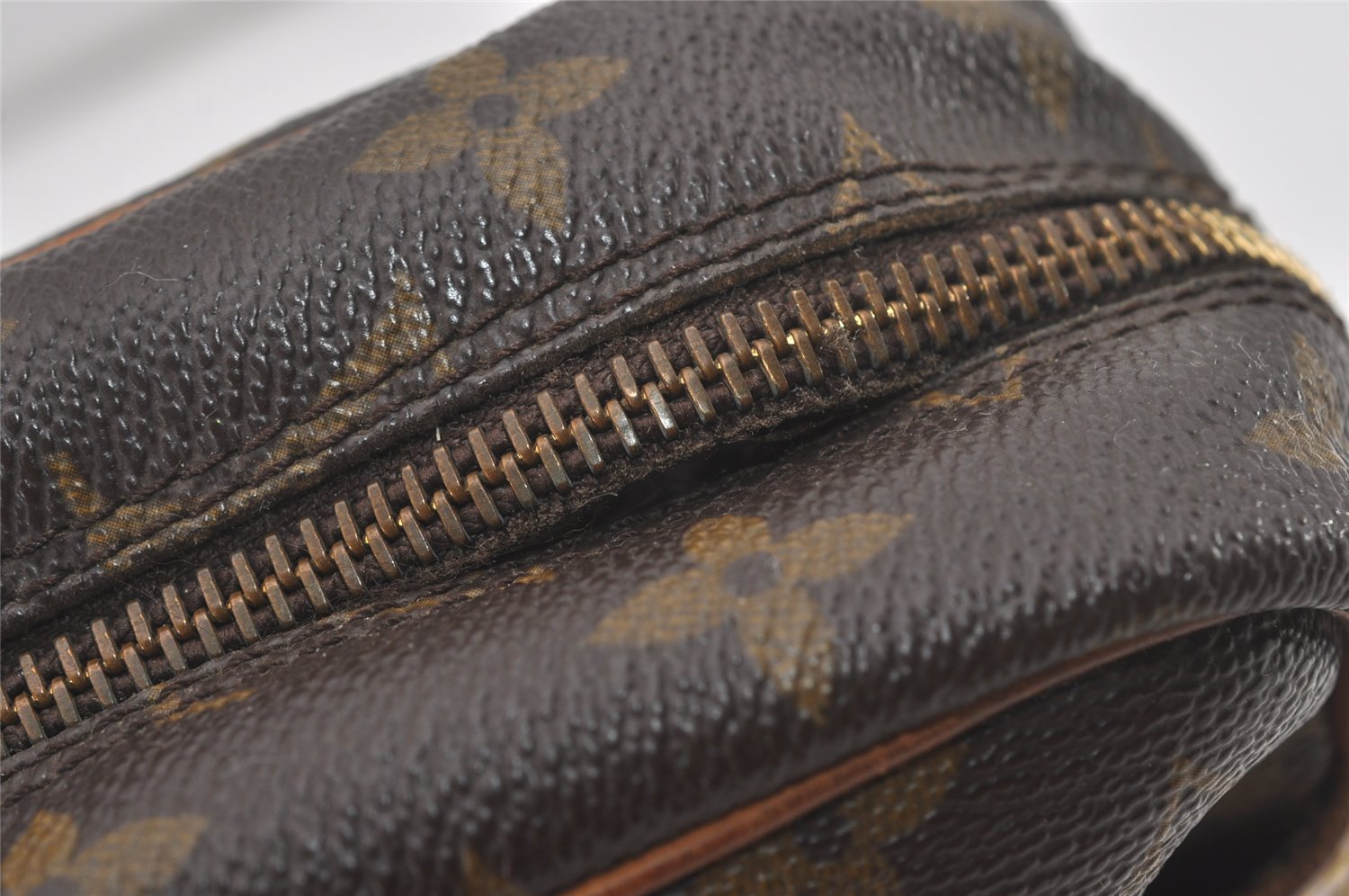 Authentic Louis Vuitton Monogram Compiegne 28 Clutch Hand Bag M51845 LV 5142I