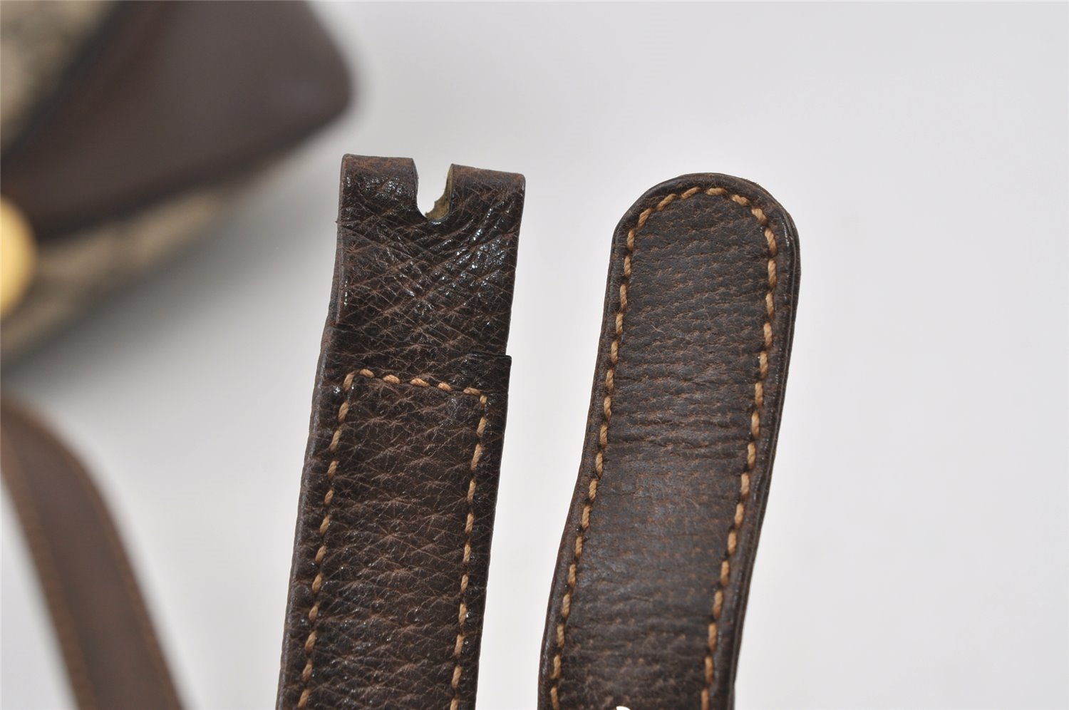 Authentic GUCCI Shoulder Cross Body Bag Purse GG PVC Leather Brown Junk 5146I