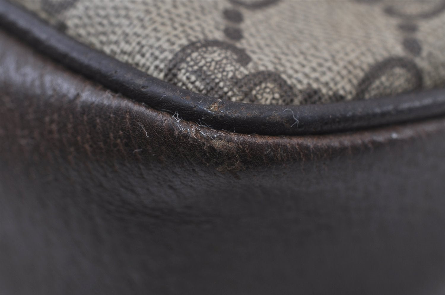 Authentic GUCCI Shoulder Cross Body Bag Purse GG PVC Leather Brown Junk 5146I