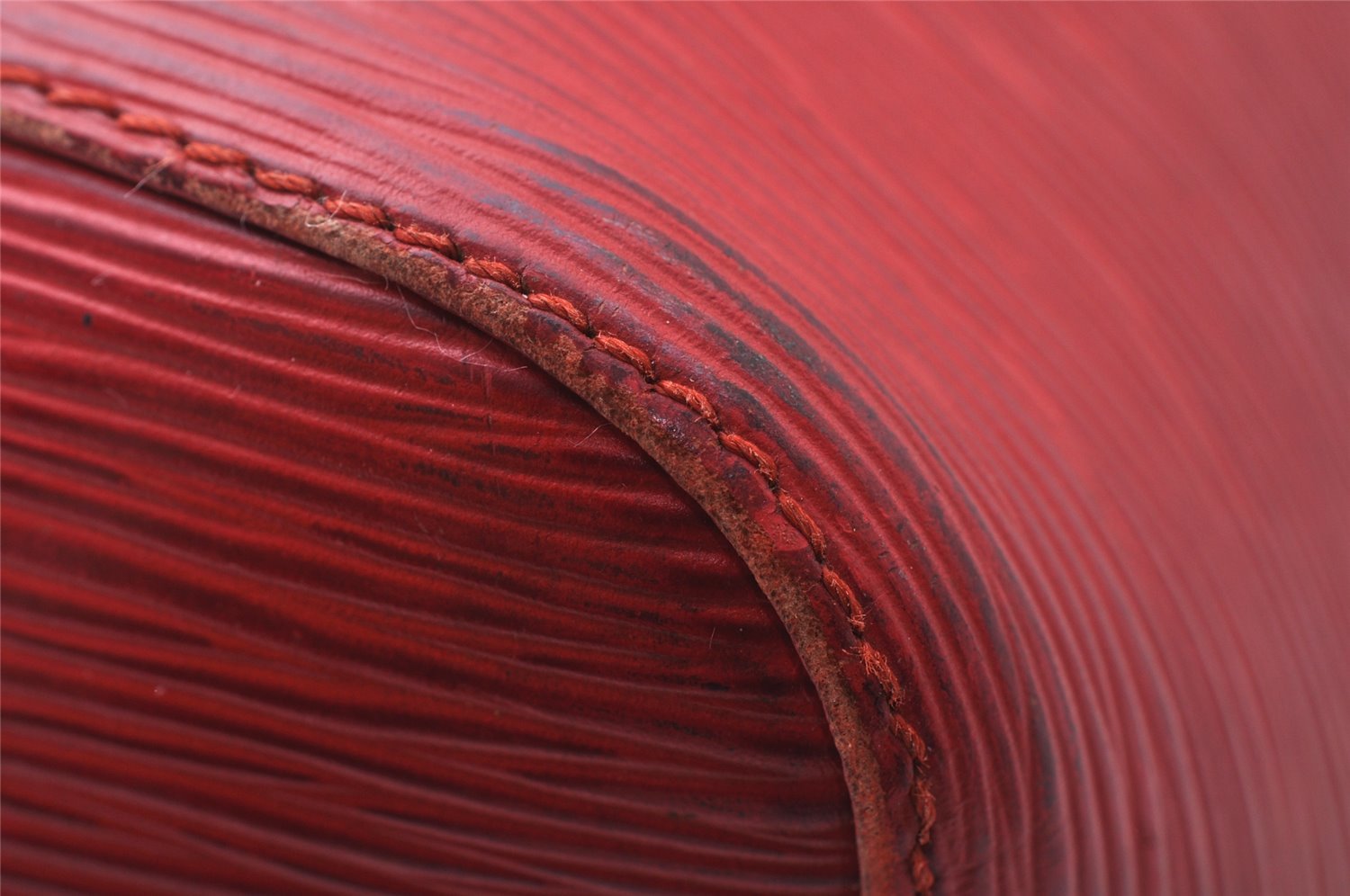 Authentic Louis Vuitton Epi Petit Noe Shoulder Drawstring Bag M44107 Red 5152I