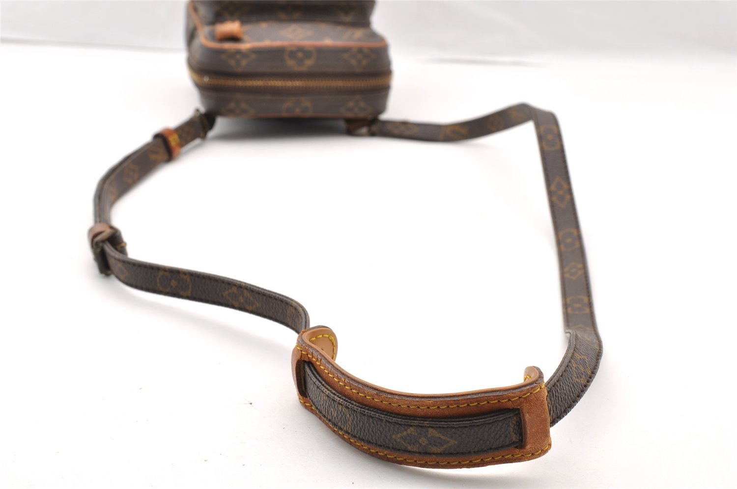 Authentic Louis Vuitton Monogram Mini Amazone Shoulder Bag M45238 LV Junk 5157I