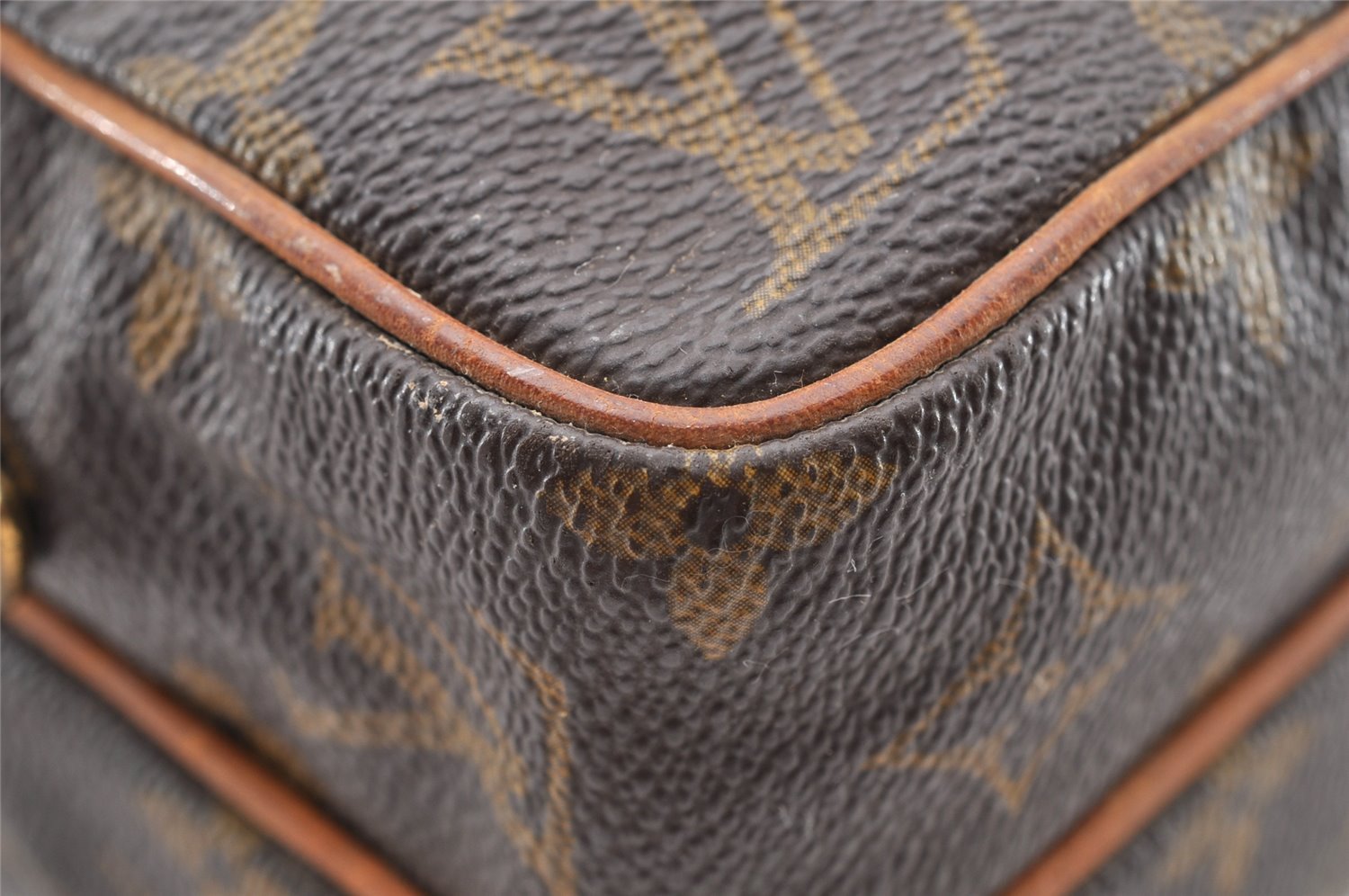 Authentic Louis Vuitton Monogram Mini Amazone Shoulder Bag M45238 LV Junk 5157I