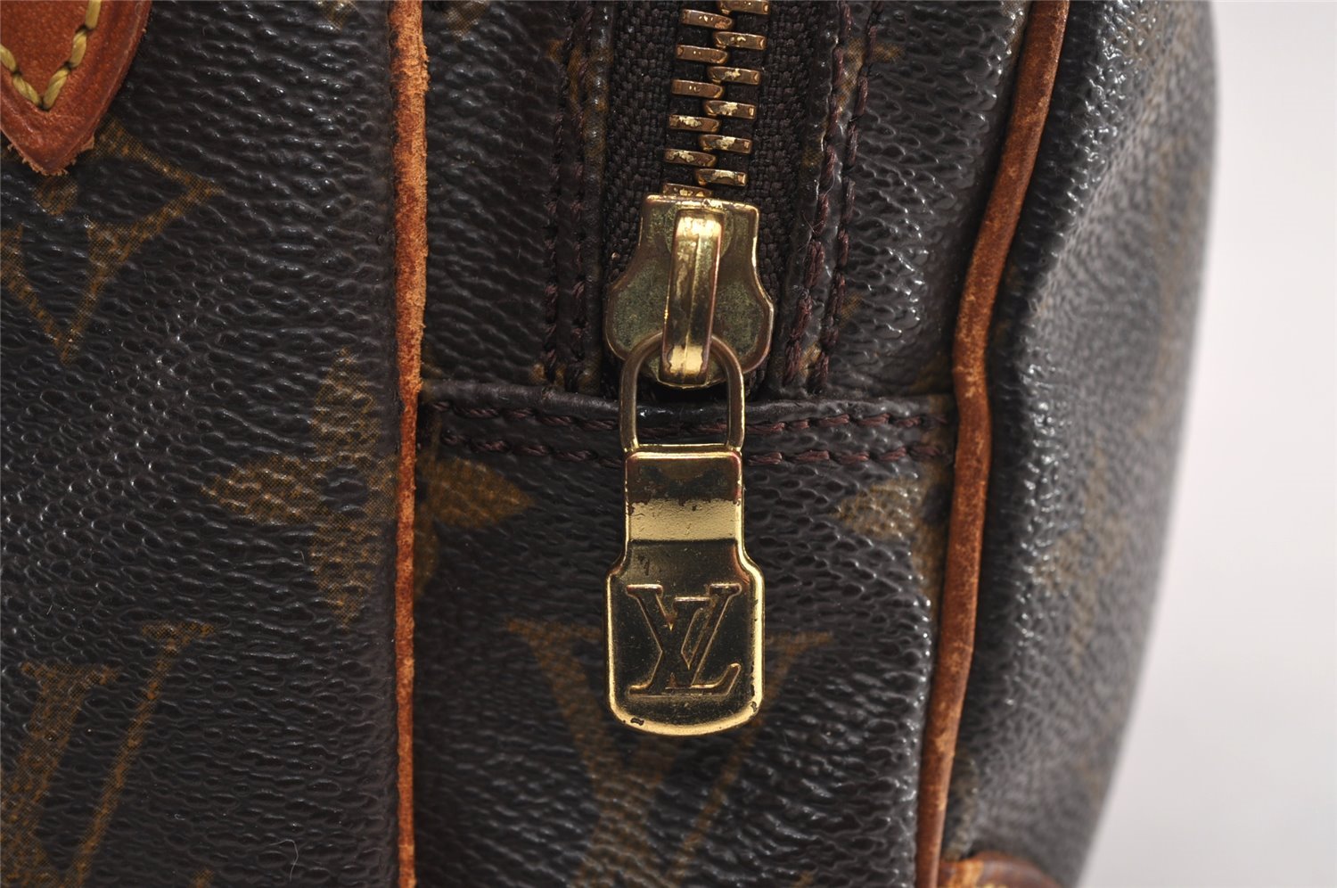 Authentic Louis Vuitton Monogram Amazone Shoulder Cross Bag M45236 LV Junk 5164I